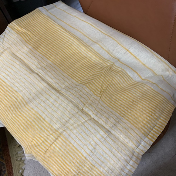 Limelight embroidered cotton Pakistani suit - Picture 6 of 8